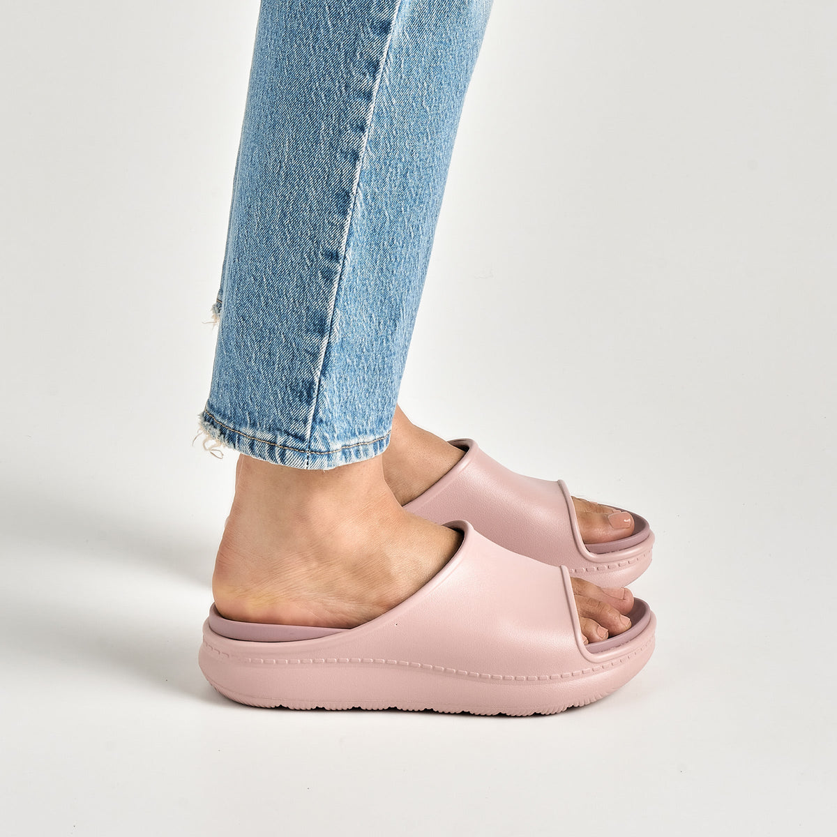 Devyn Mauve Molded Dansko Women