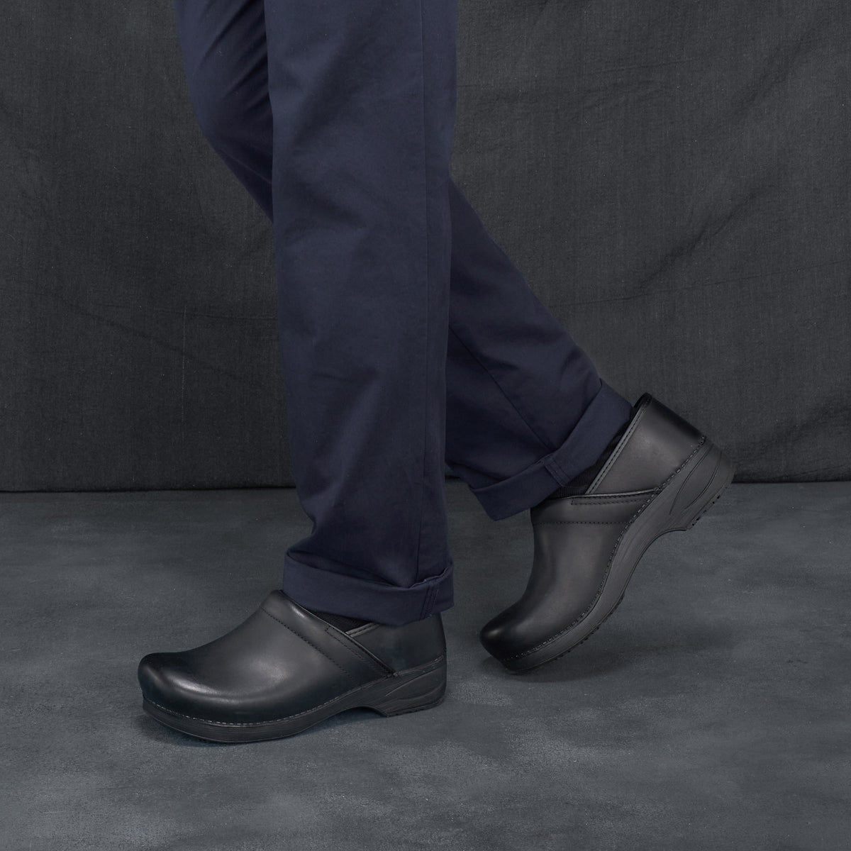 XP 2.0 Mens Black Burnished Nubuck Dansko Men|For Work