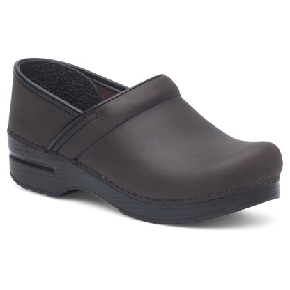 Antique Brown Oiled Clog,35