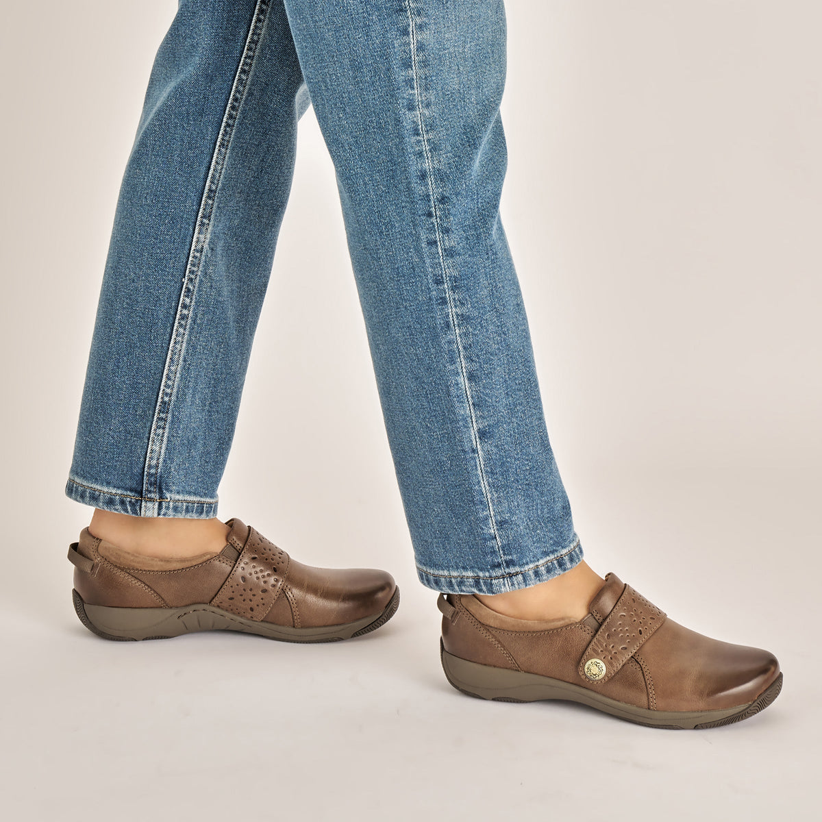 Sallie Stone Waxy Burnished Dansko For Work|Women