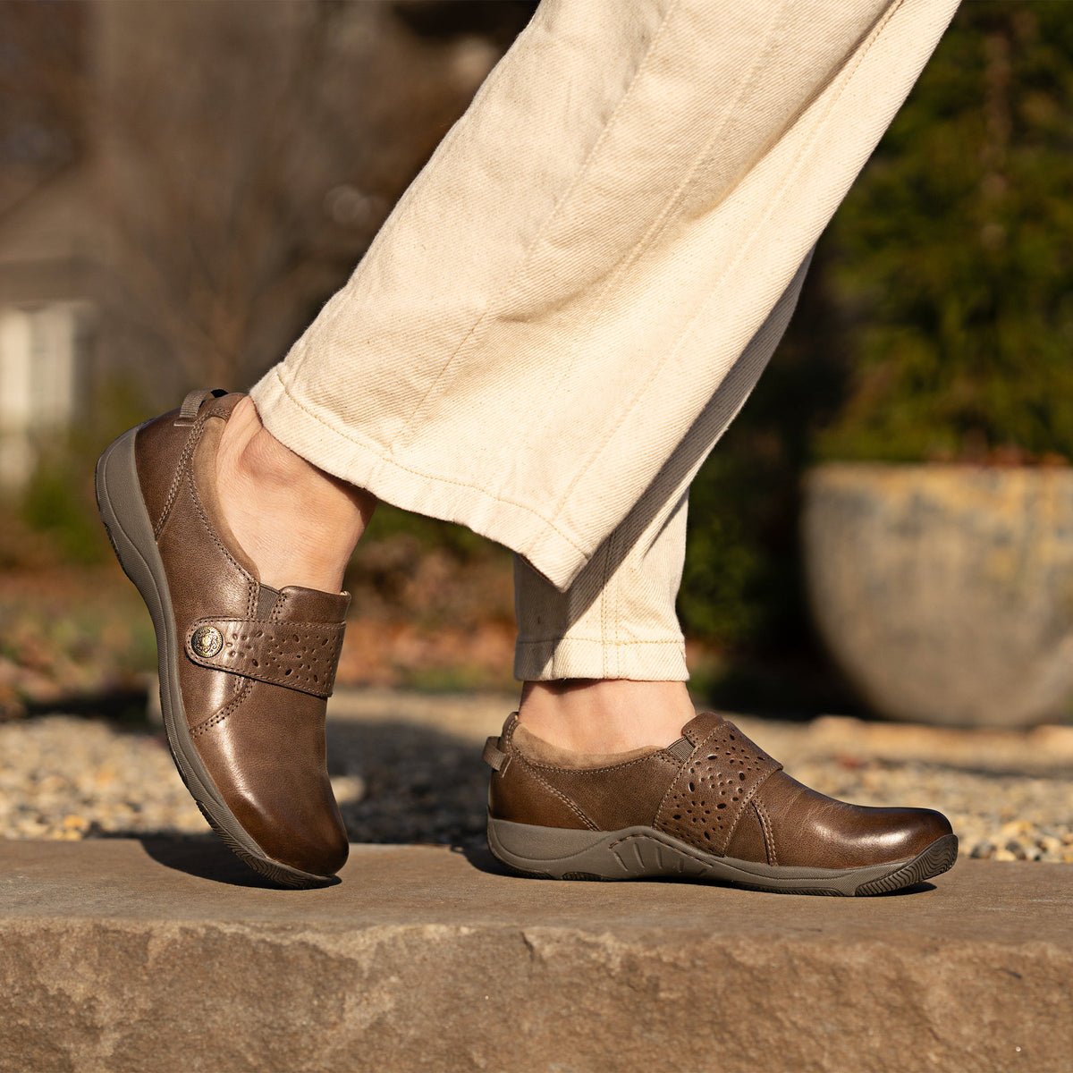 Sallie Stone Waxy Burnished Dansko For Work|Women
