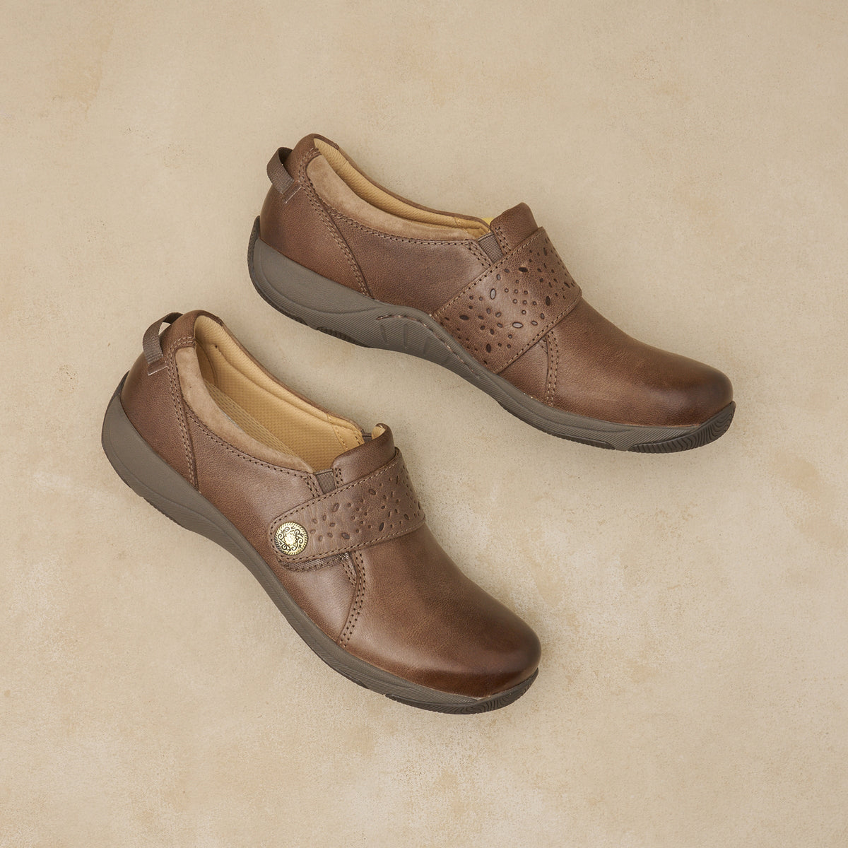 Sallie Stone Waxy Burnished Dansko For Work|Women
