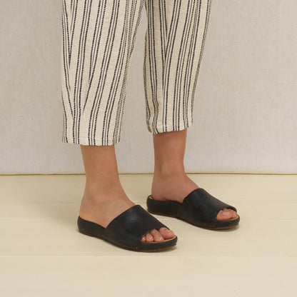 Twyla Black Leather Dansko Sale|Women