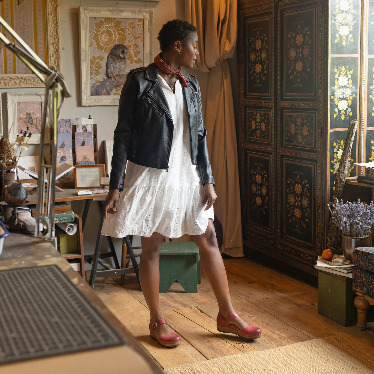 Mae Red Burnished Suede Dansko Sale|Women